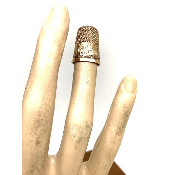 Sewing Thimble Size 8 14k Gold 4.6 Grams Antique Engraved Estate Jewelry - Picture 8 of 12